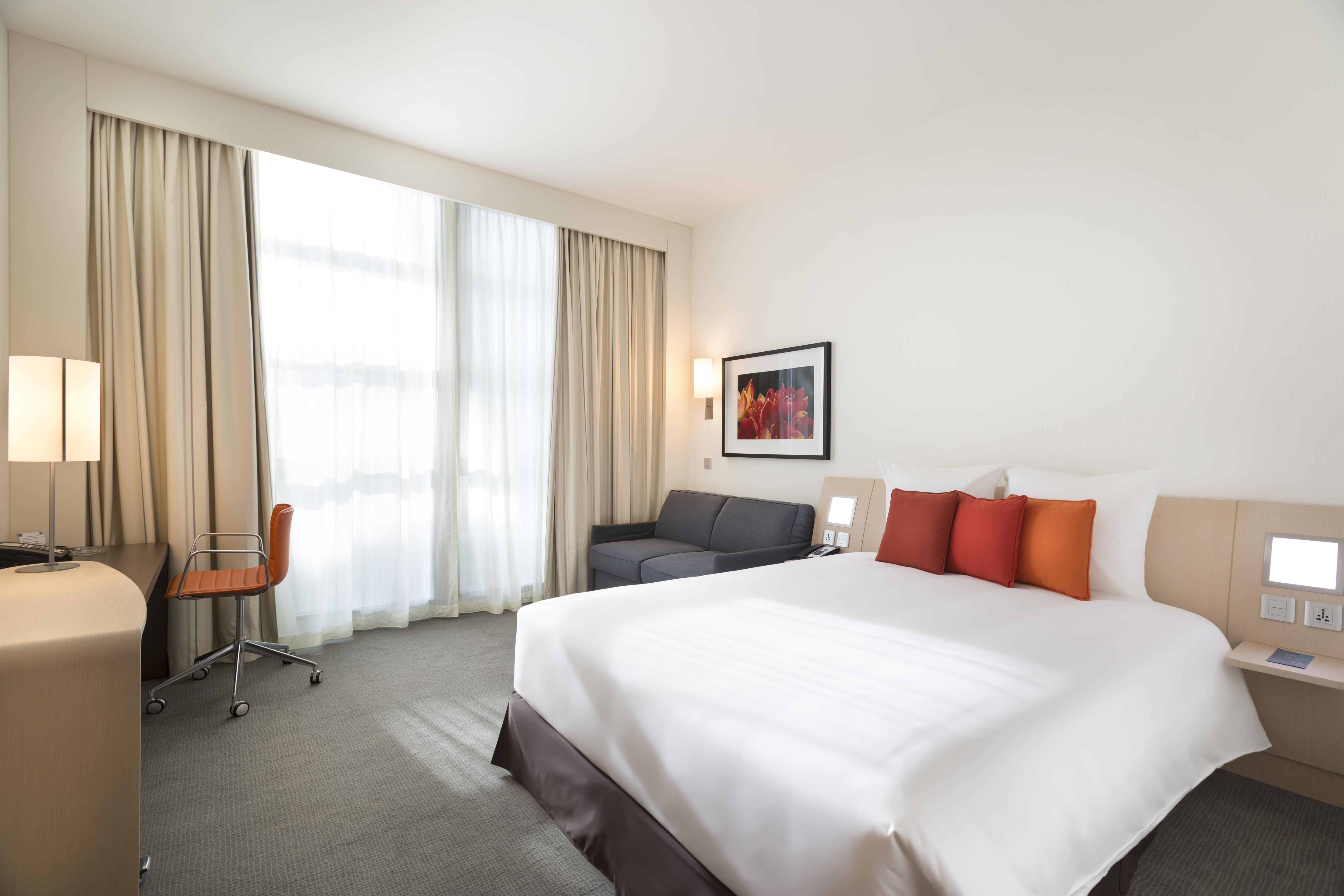 Novotel Abu Dhabi Al Bustan Exterior foto A room at the hotel