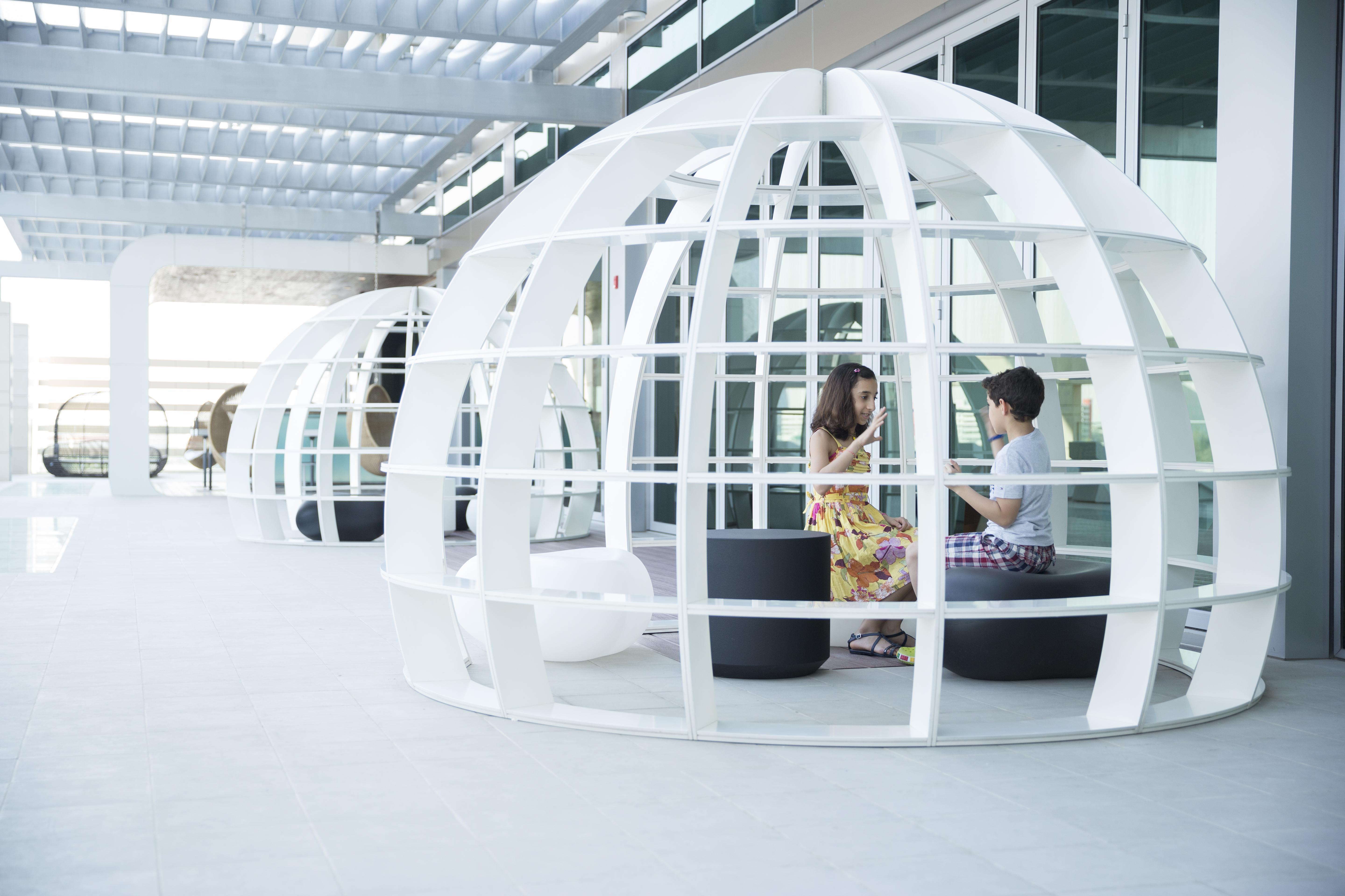 Novotel Abu Dhabi Al Bustan Exterior foto "The design of the hotel is very modern and contemporary. The rooms are very spacious and comfortable. The hotel is very well-known for its design."