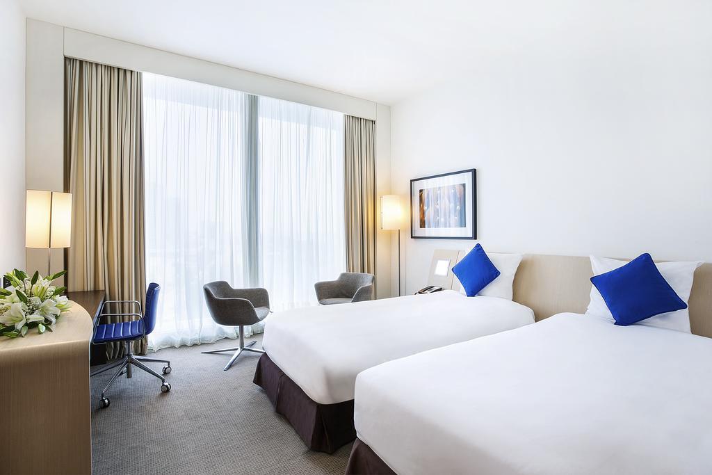 Novotel Abu Dhabi Al Bustan Exterior foto A room at the hotel